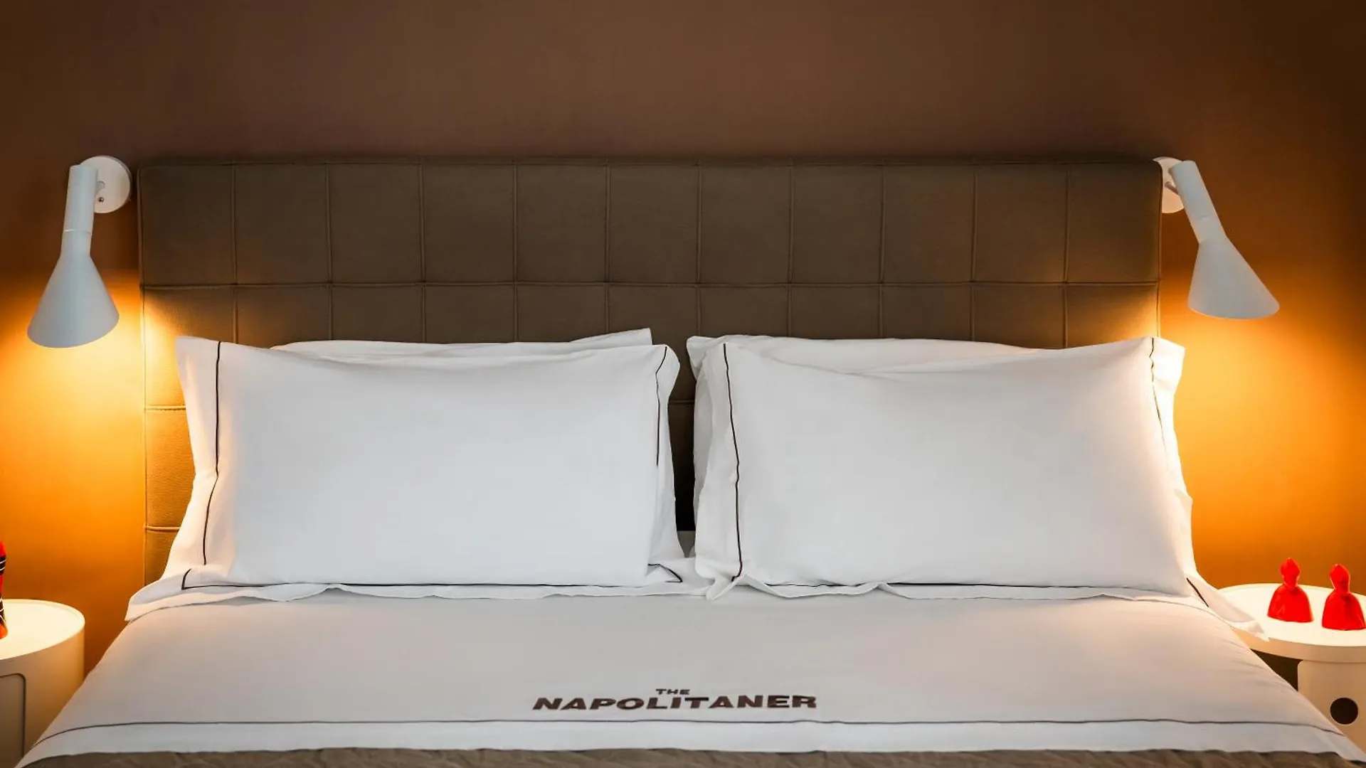 The Napolitaner - Duomo Suite İtalya